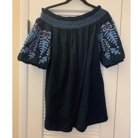 Zara Dresses & Skirts - Zara Navy Embroidered off shoulder dress